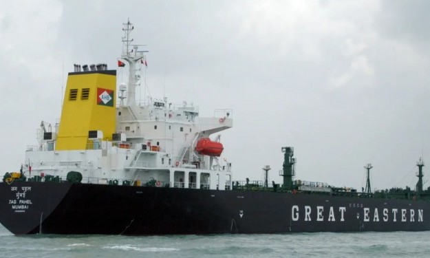 SKY DWELLER – 2004 KRS BLT / 46319 DWT / 50676 CBM / EPOXY / MR2 PROD TANKER - SGP