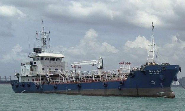 DAVINA – 2014 BLT / 1868 DWT / 1800 CBM / EPOXY / BUNKER PROD TANKER - SPORE