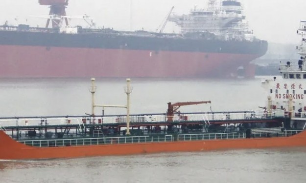 PHOENIX – 2008 BLT / 4719 DWT / 5227 CBM / EPOXY / OIL PRODUCTS BUNKER TANKER - PG