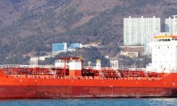 GIANT SAMBU – 07BLT 5597DWT / 8957CBM  / OIL/CHEMICAL TANKER