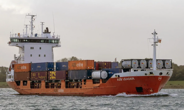 A2B LEADER  – 5214 DWT / 1995 BLT SIETAS GEU / TEU 508
