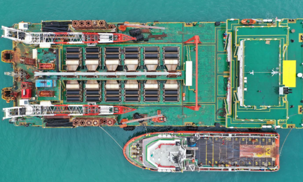 CWB1587 – 2018 BLT / 100.58 LOA / CRANE BARGE